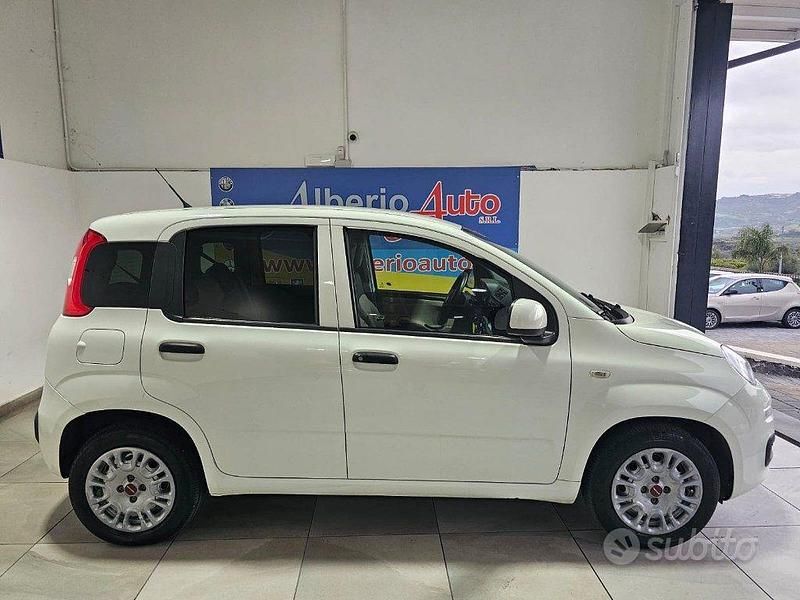 Usata Fiat Panda Easy 75 CV (55 kW) 2014 Bianco Utilitaria