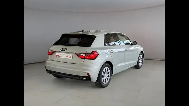 Occasion Audi A1 Sportback Business 116 ch (85 kW) 2025 Gris Citadine