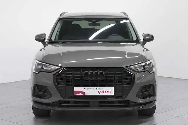 Usata Audi Q3 Advanced Plus 150 CV (110 kW) 2023 Grigio chronos metallizzato SUV