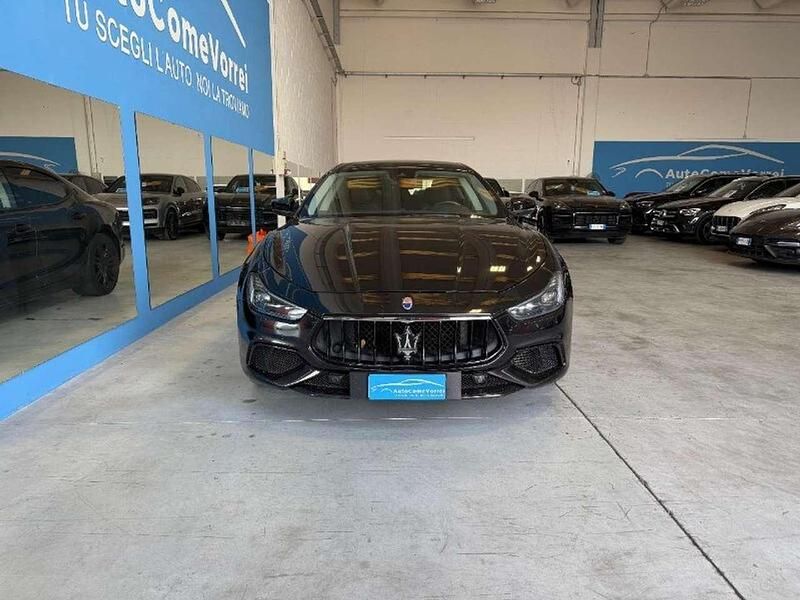 Usata Maserati Ghibli 275 CV (202 kW) 2019 Nero Berlina