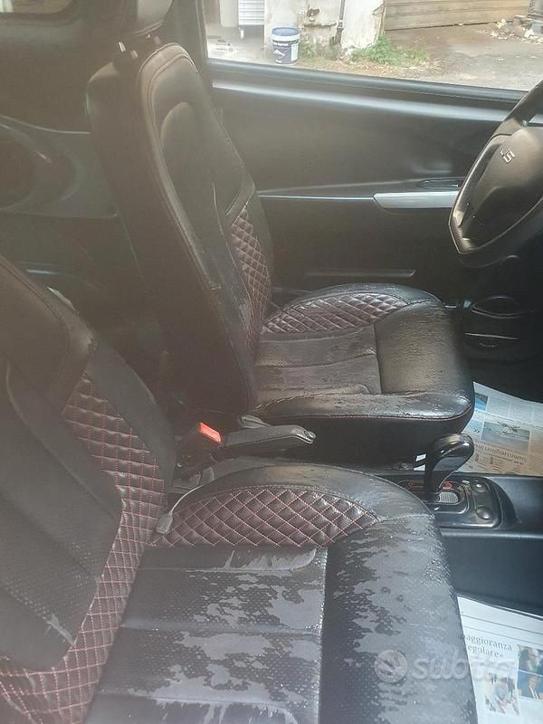 Usata 2019 Ligier JS50 Due volumi | 7000 € (Ottimo prezzo) - Immagine 1/4