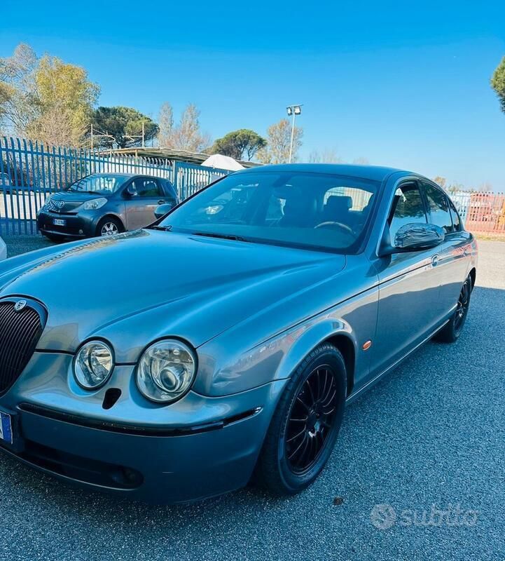 Grigio Usata 2005 Jaguar S-Type S Tre volumi | 1500 € - Immagine 1/4