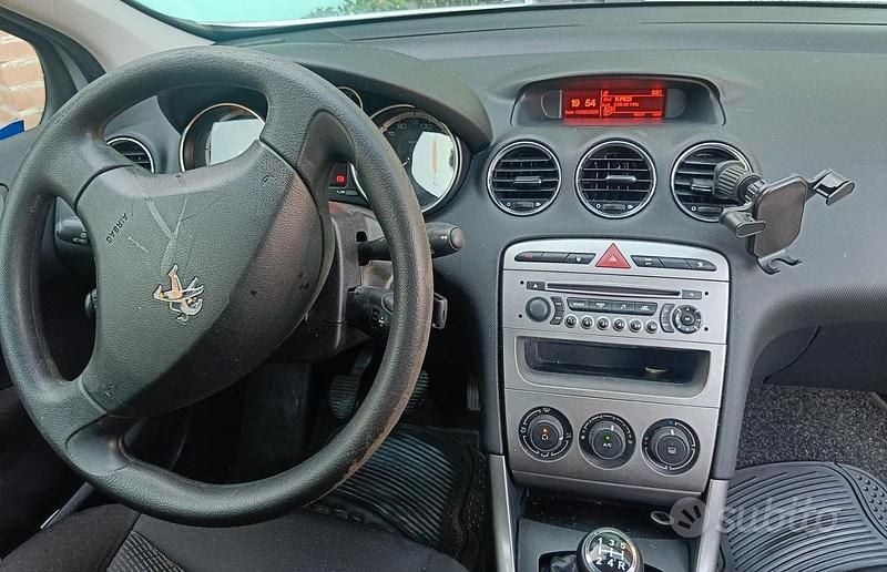 Usata Peugeot 308 SW 92 CV (67 kW) 2012 Grigio Station wagon