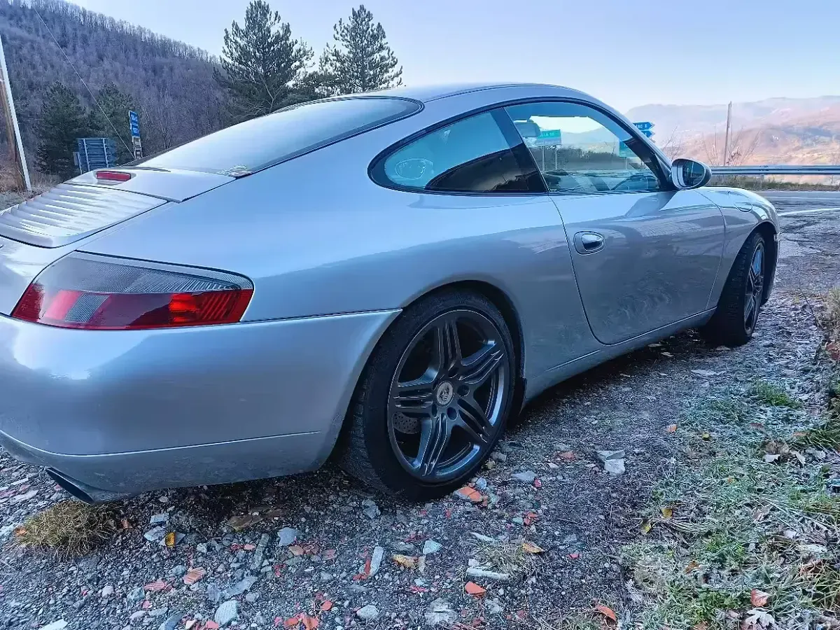 Usata Porsche 996 300 CV (220 kW) 1998 Grigio
