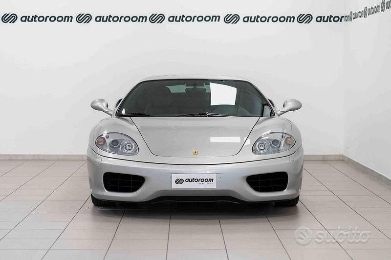 Usata Ferrari 360 400 CV (294 kW) 2003 Grigio Coupé