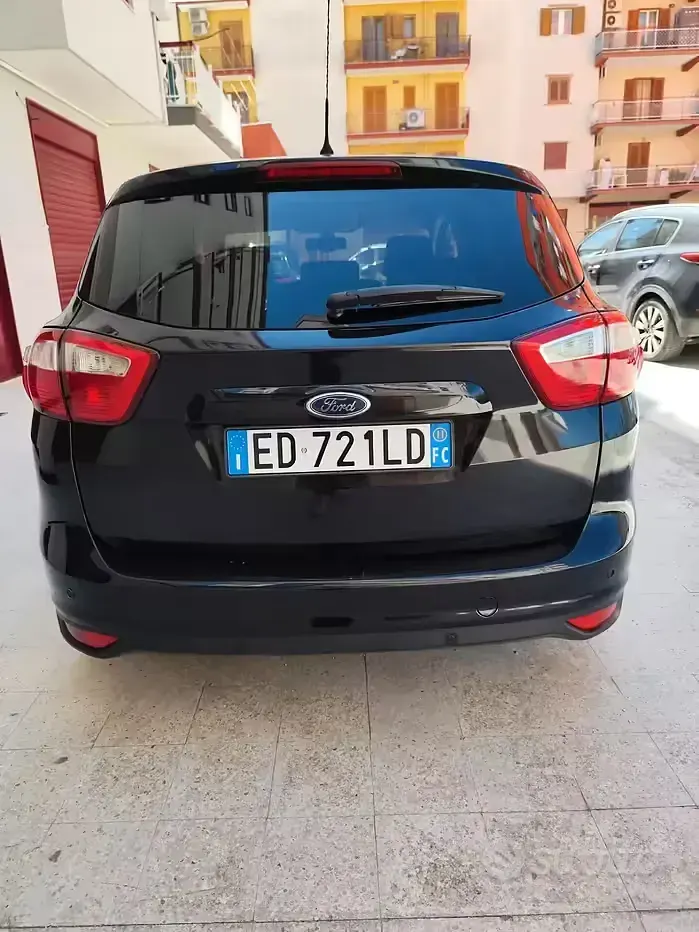 Occasion Ford C-MAX Titanium 116 ch (85 kW) 2011 Noir Monospace