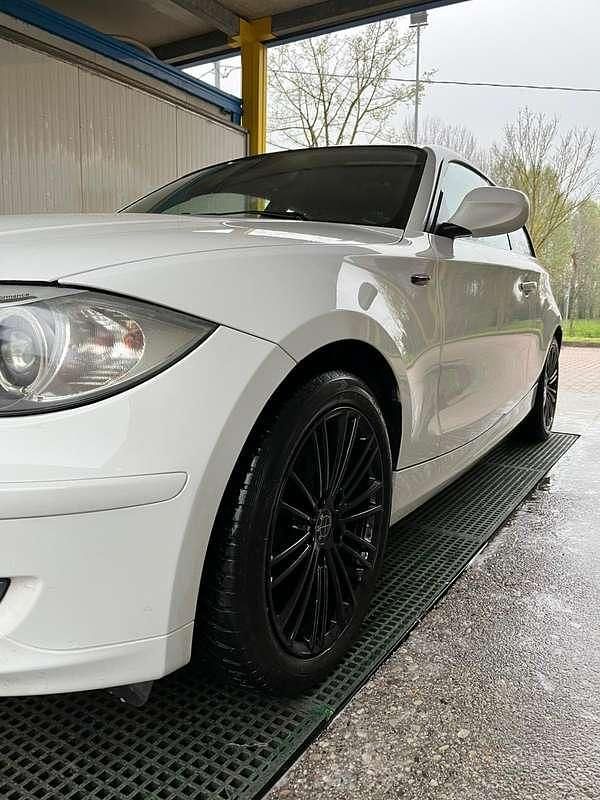 Usata BMW 116 116 CV (85 kW) 2011 Utilitaria