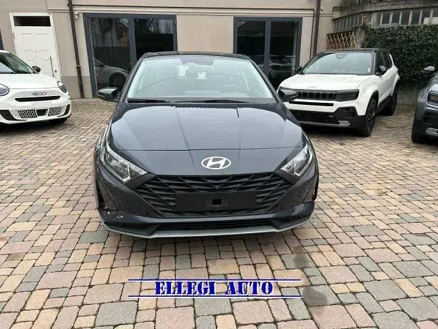 Nuova Hyundai i20 79 CV (58 kW) 2025 Aurora grey Berlina