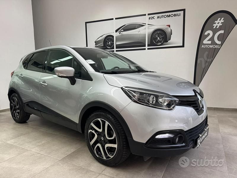 Usata Renault Captur 90 CV (66 kW) 2017 Grigio SUV