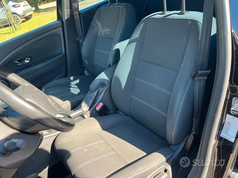 Usata Renault Mégane GrandTour 110 CV (80 kW) 2014 Nero Station wagon