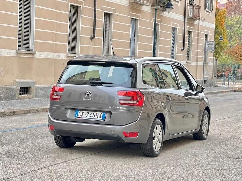 Usata Citroën C4 SpaceTourer Feel 131 CV (96 kW) 2022 Grigio platinum metallizzato Monovolume