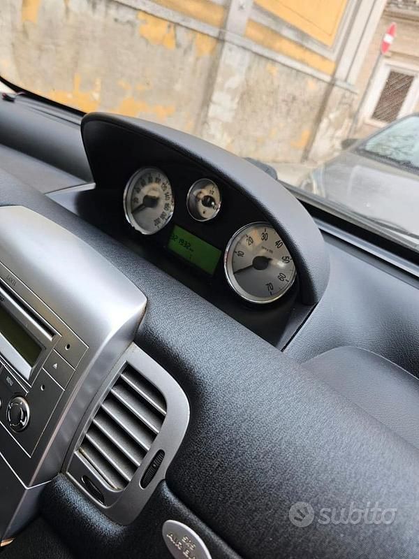 Usata Lancia Ypsilon 2012 Nero Utilitaria