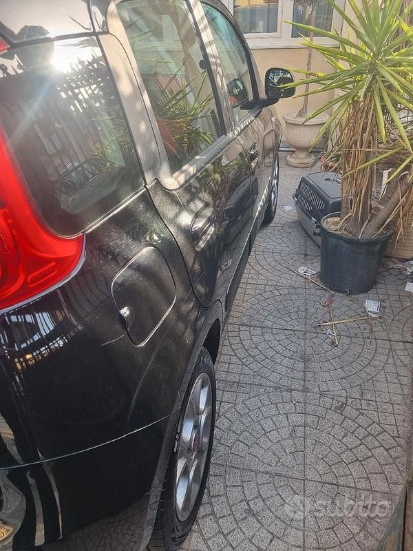 Usata Fiat Panda 95 CV (69 kW) 2016 Nero Utilitaria