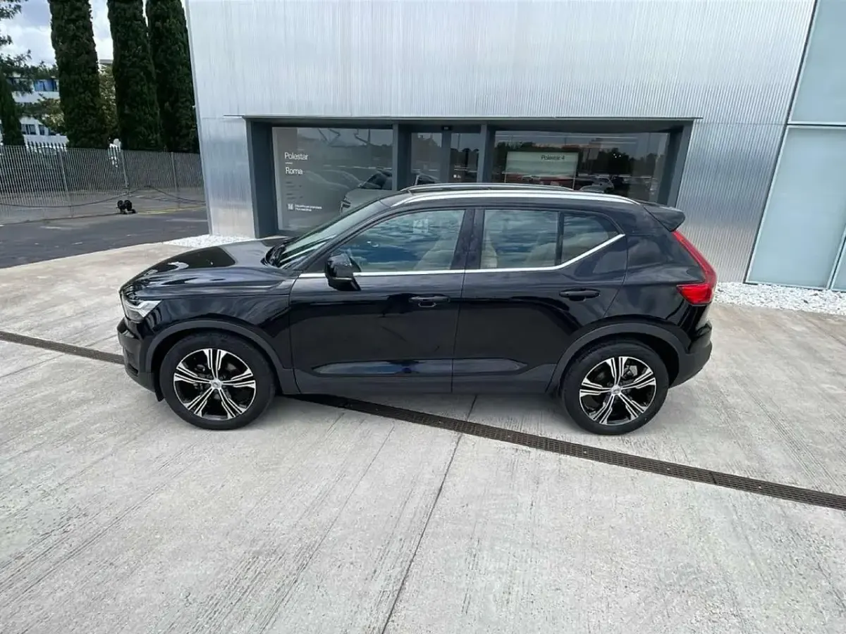 Usata Volvo XC40 Inscription 163 CV (119 kW) 2019 Nero SUV