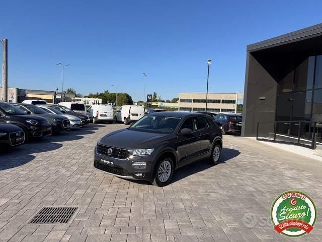 Grigio Usata 2020 VW T-Roc SUV | 17.950 € (Super prezzo) - Immagine 1/4