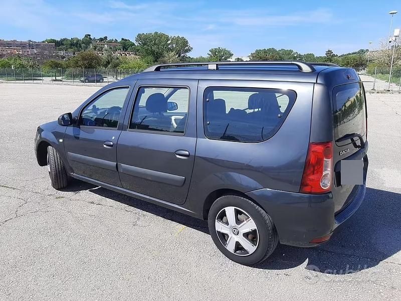 Usata Dacia Logan MCV 2009 Grigio Station wagon