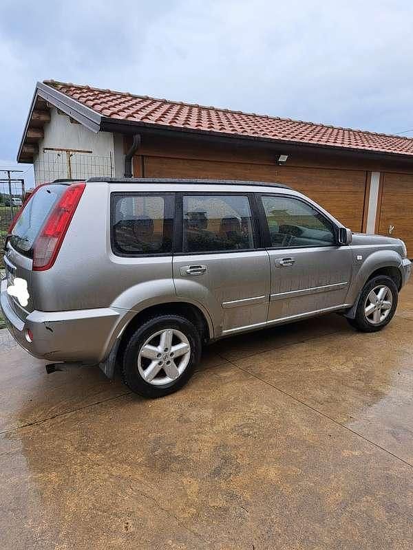 Usata Nissan X-Trail 136 CV (100 kW) 2003 SUV