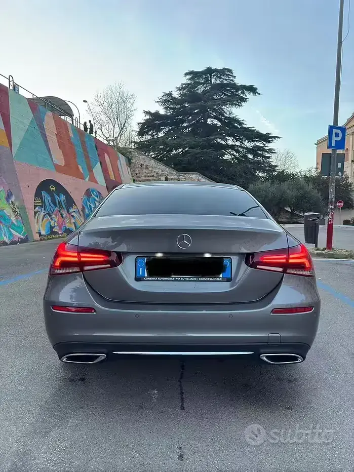 Usata Mercedes A200 150 CV (110 kW) 2020 Grigio Berlina