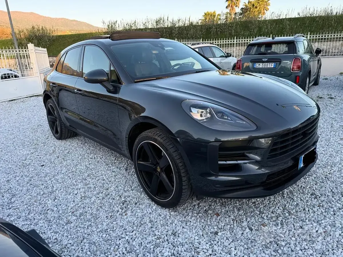 Usata Porsche Macan 245 CV (180 kW) 2021 Grigio SUV