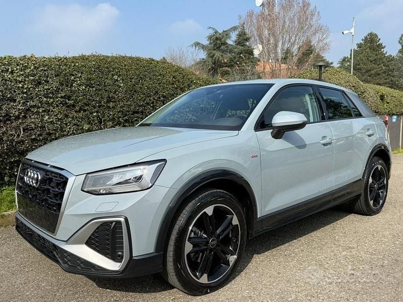 Usata Audi Q2 S-Line 116 CV (85 kW) 2025 Grigio SUV