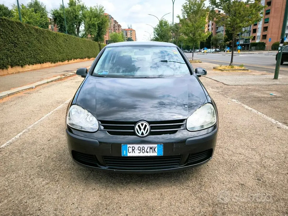 Usata VW Golf IV Sportline 115 CV (84 kW) 2004 Nero Berlina