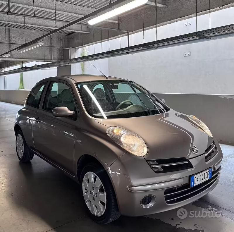Usata Nissan Micra Acenta 80 CV (58 kW) 2007 Marrone Berlina