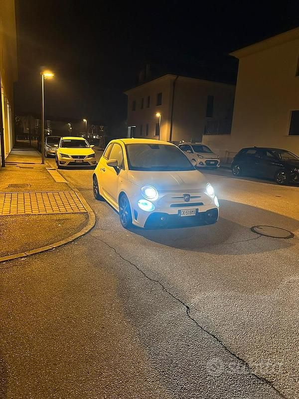 Usata Abarth 595 165 CV (121 kW) 2023 Bianco Berlina