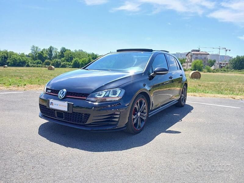Nero Usata 2015 VW Golf VII GTI Tre volumi | 15.290 € (Ottimo prezzo) - Immagine 1/4