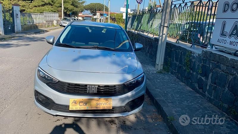 Grigio Usata 2021 Fiat Tipo City Life Tre volumi | 12.499 € (Buon prezzo) - Immagine 1/4