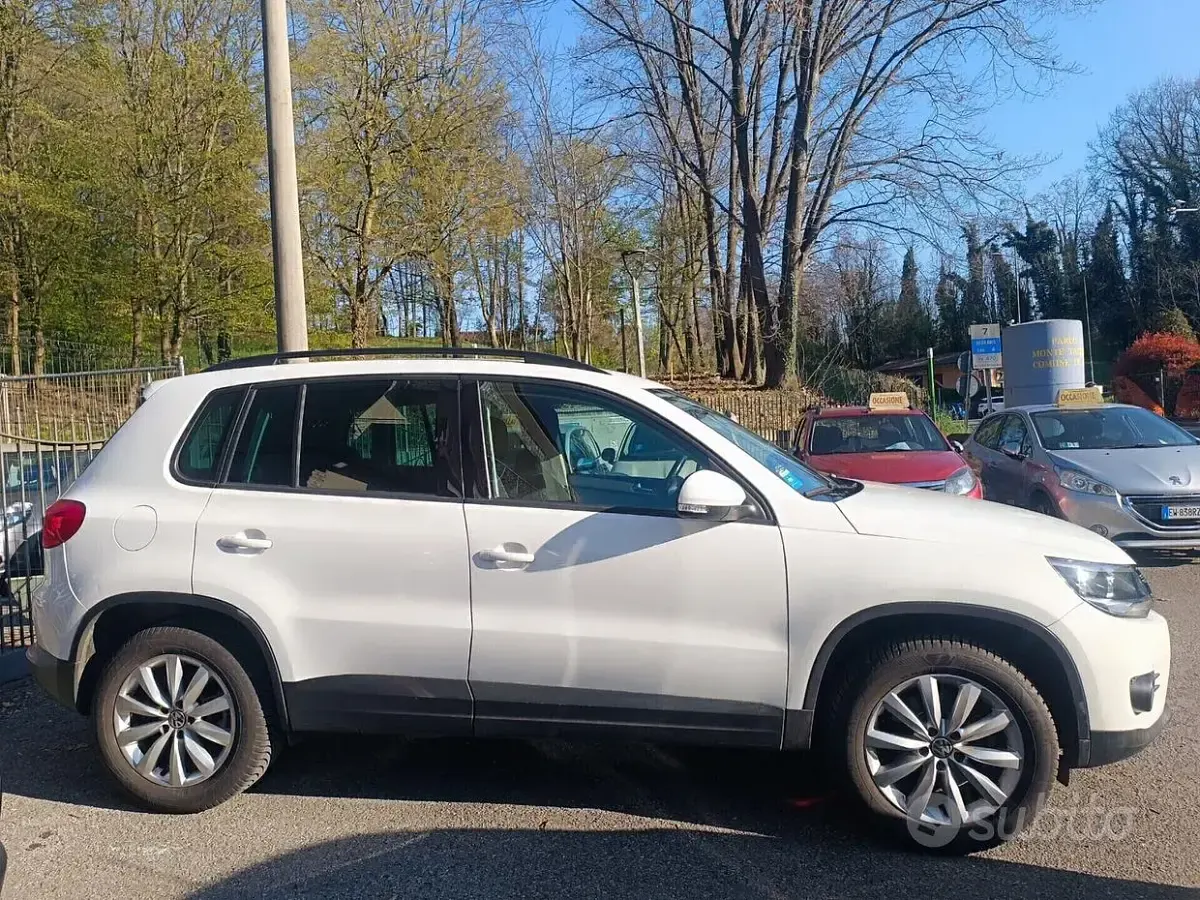 Usata VW Tiguan 122 CV (89 kW) 2012 Bianco SUV
