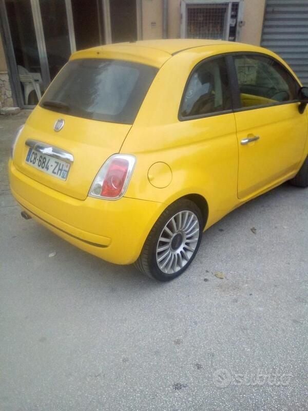 Usata Fiat 500 100 CV (73 kW) 2010 Giallo Utilitaria