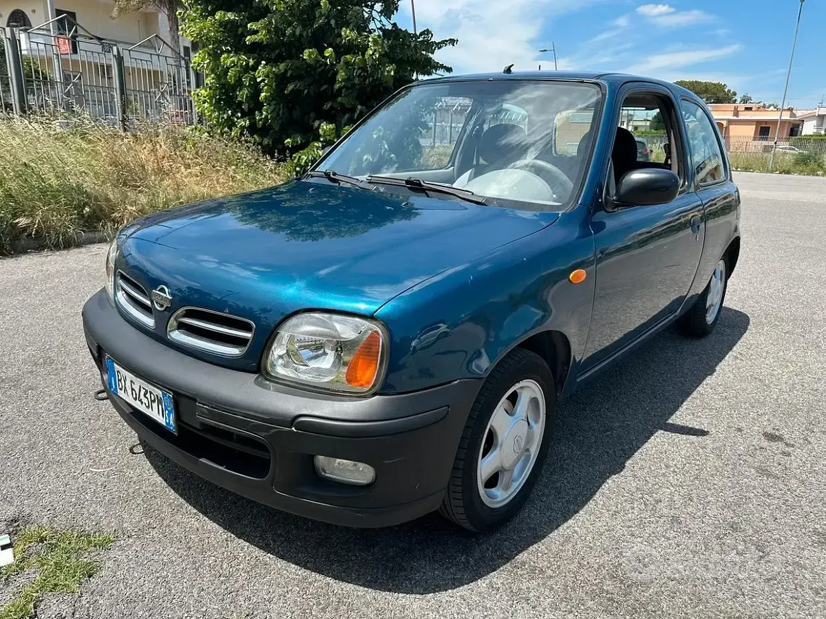 Usata Nissan Micra 54 CV (39 kW) 2002 Blu Utilitaria
