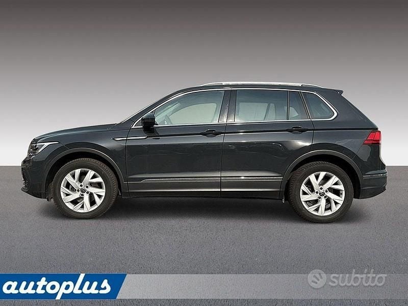 Usata VW Tiguan Life 150 CV (110 kW) 2023 Grigio SUV