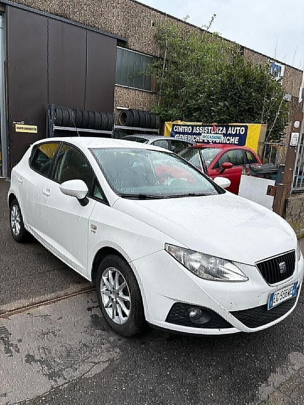 Usata Seat Ibiza Reference 179 CV (131 kW) 2011 Bianco Berlina