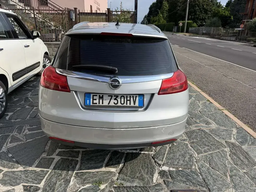 Usata Opel Insignia 131 CV (96 kW) 2012 Station wagon