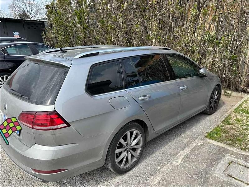 Usata VW Golf VII Executive 116 CV (85 kW) 2020 Argento Station wagon