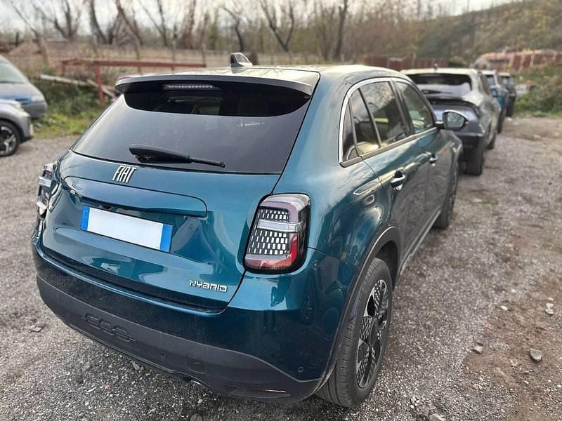 Usata Fiat 600 La Prima 110 CV (80 kW) 2025 Verde SUV