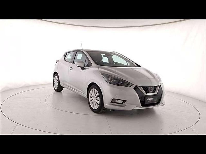 Usata Nissan Micra Acenta 92 CV (67 kW) 2023 Grigio chiaro Utilitaria