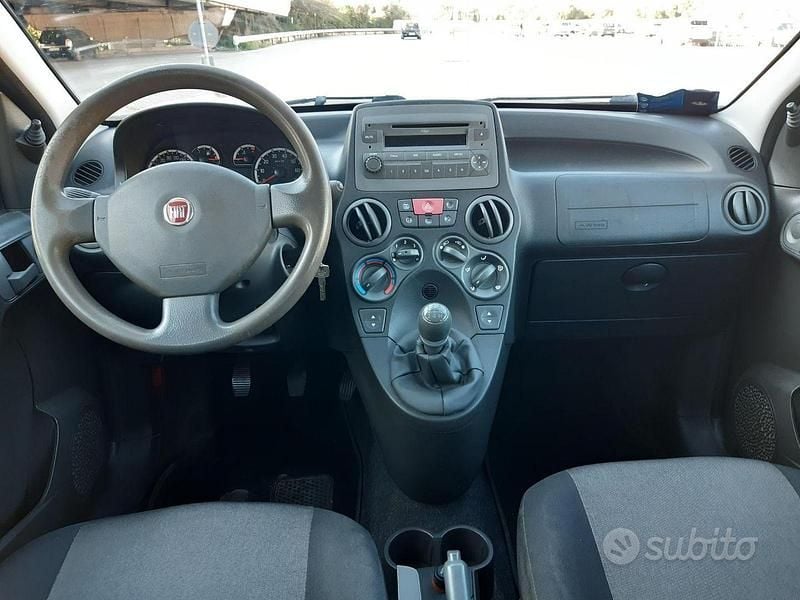 Usata Fiat Panda 4x4 Climbing 75 CV (55 kW) 2013 Grigio Utilitaria