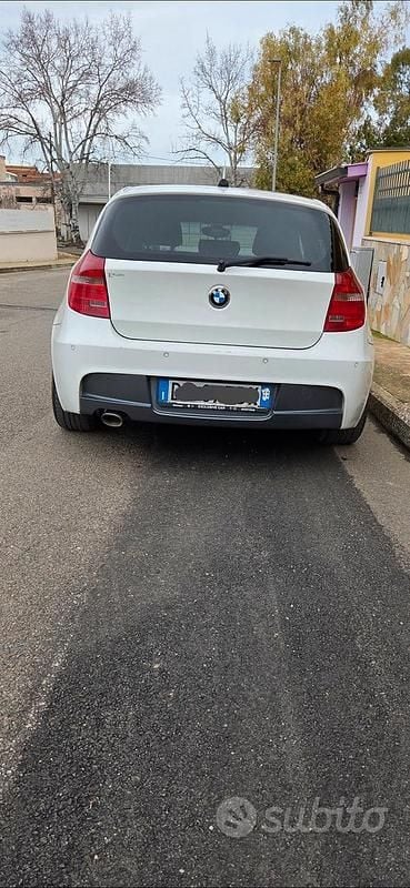 Usata BMW 118 M Sport 143 CV (105 kW) 2009 Bianco Utilitaria