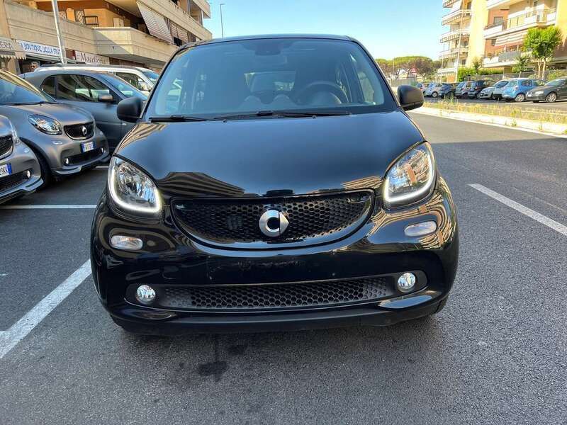 Neronero Usata 2018 Smart ForFour Passion Utilitaria | 14.990 € (Buon prezzo) - Immagine 1/4