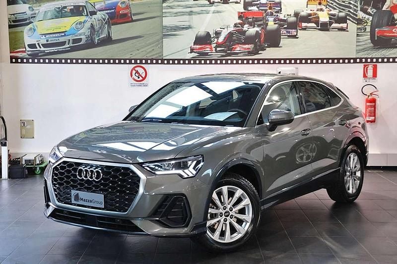 Usata Audi Q3 Sportback Ambiente 150 CV (110 kW) 2023 Grigio SUV