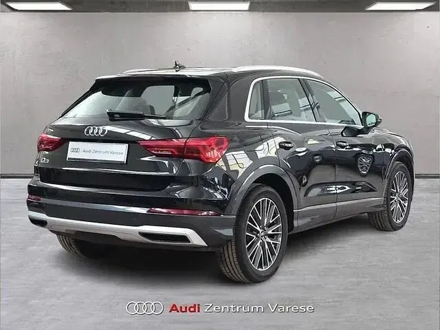 Usata Audi Q3 Advanced 150 CV (110 kW) 2024 Nero mythos SUV