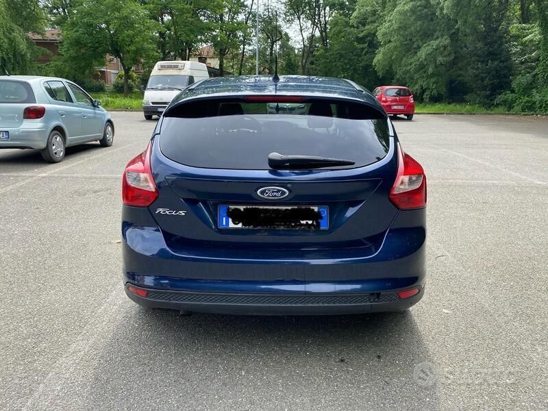 Usata Ford Focus 116 CV (85 kW) 2012 Blu/azzurro Berlina