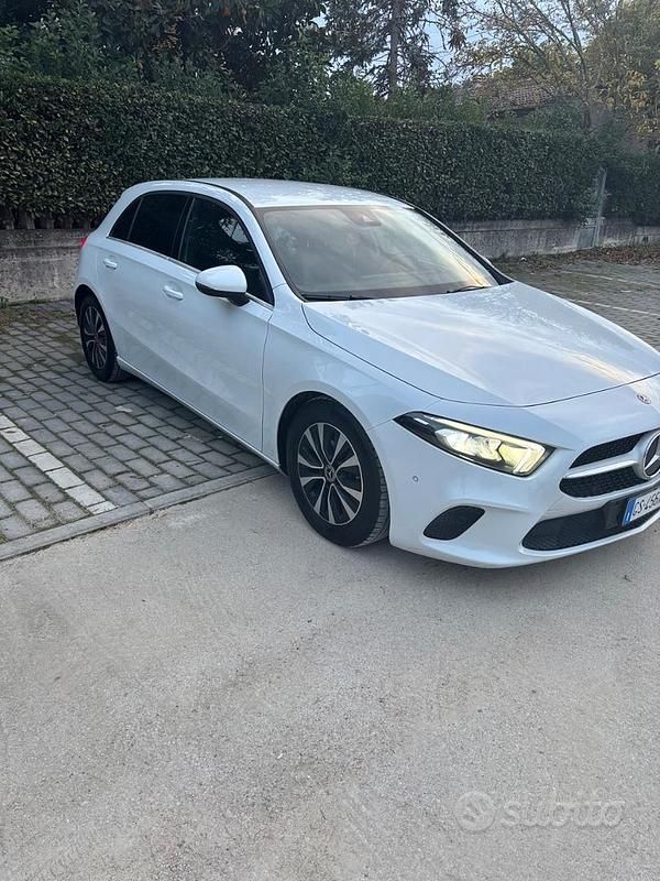 Usata Mercedes A180 116 CV (85 kW) 2020 Bianco Berlina