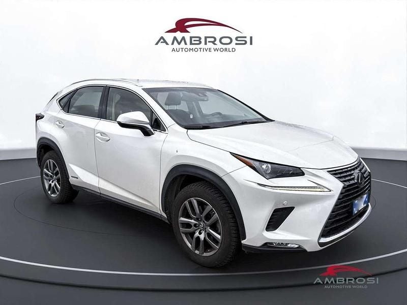 Usata Lexus NX300h Executive Line 155 CV (114 kW) 2018 Bianco SUV