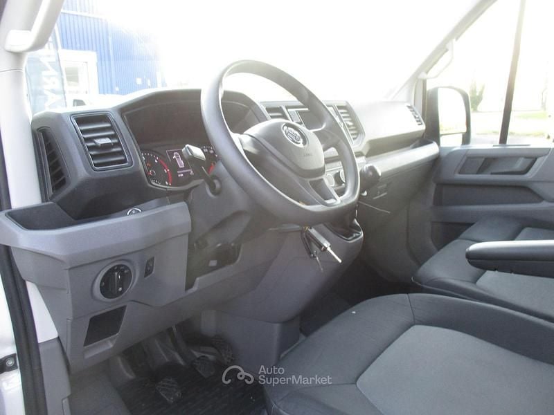 Usata VW Crafter 140 CV (102 kW) 2023 Bianco Furgone