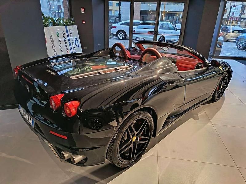 Usata Ferrari F430 489 CV (359 kW) 2008 Nero Cabrio