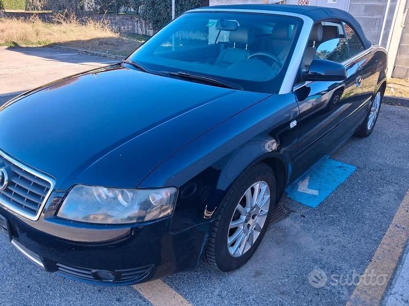 Usata Audi A4 Cabriolet 170 CV (125 kW) 2003 Blu/azzurro Cabrio
