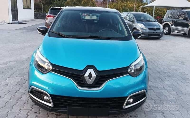 Usata Renault Captur Intens 90 CV (66 kW) 2016 Blu SUV